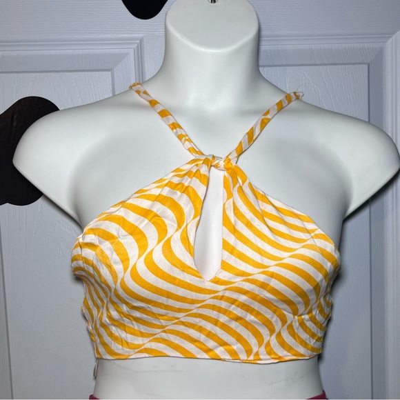 Top - Picture 4 of 4